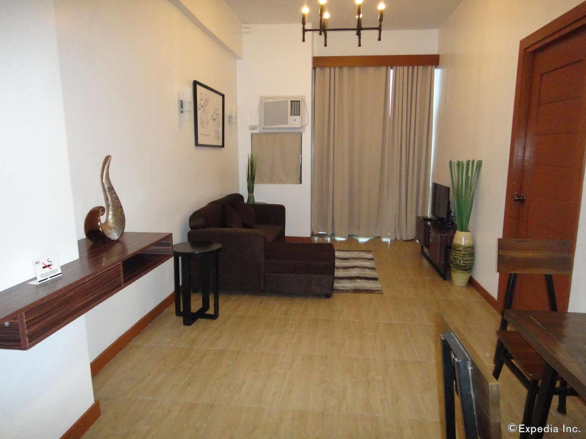 Big Hotel Cebu Екстериор снимка
